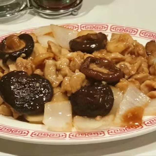 Bean Sauce Chicken / 醬爆雞丁.