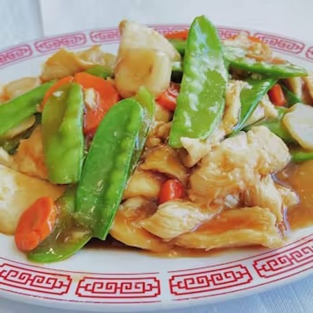 Snow White Chicken / 生炒雞片.