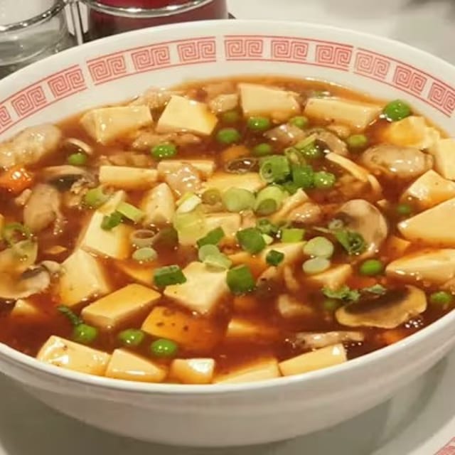 Hot Bean Cake (Mapo Tofu) / 麻婆豆腐.