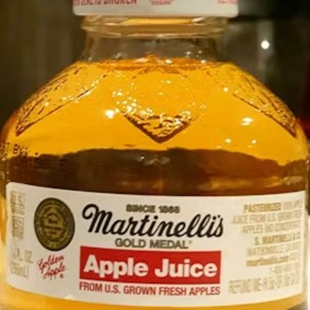 Martinelli's Apple Juice.