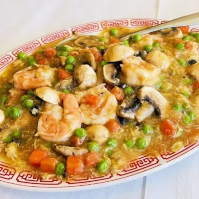 Prawns In Lobster Sauce / 蝦龍糊.