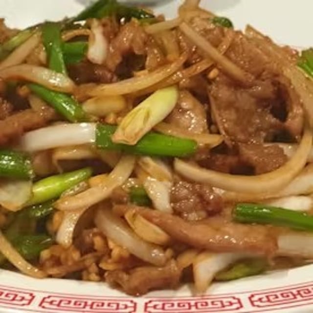 Green Onion Beef / 蔥爆牛肉.