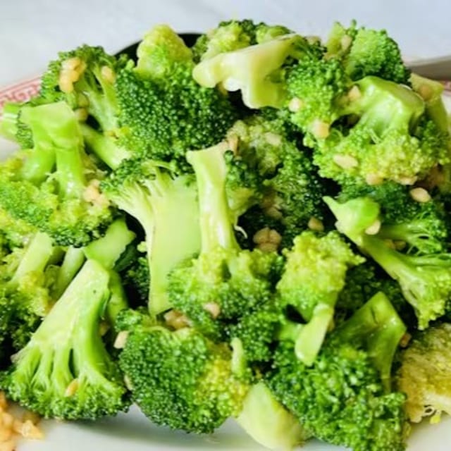 Wok Fried Broccoli / 炒芥蘭.